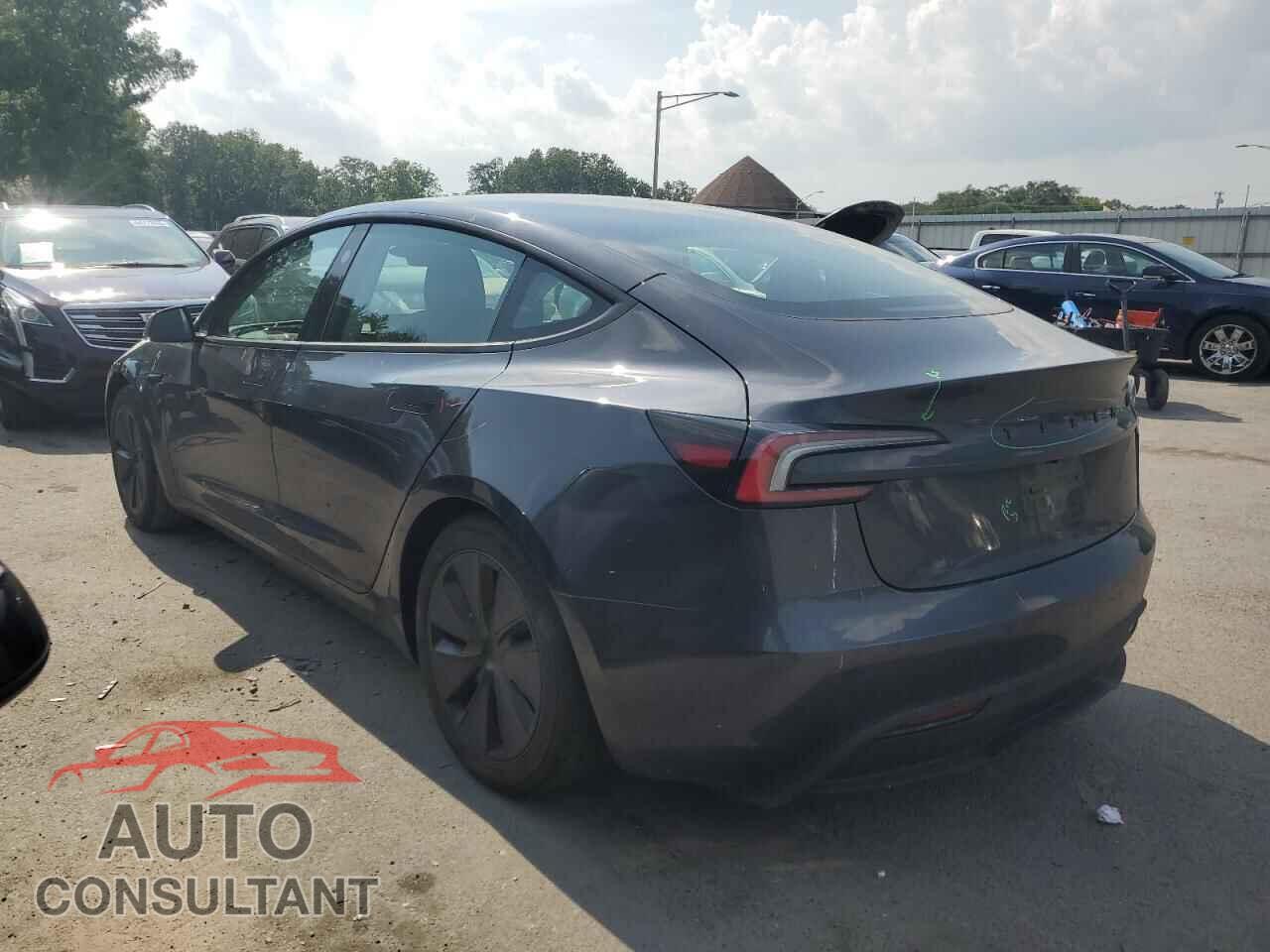 TESLA MODEL 3 2024 - 5YJ3E1EA0RF725361