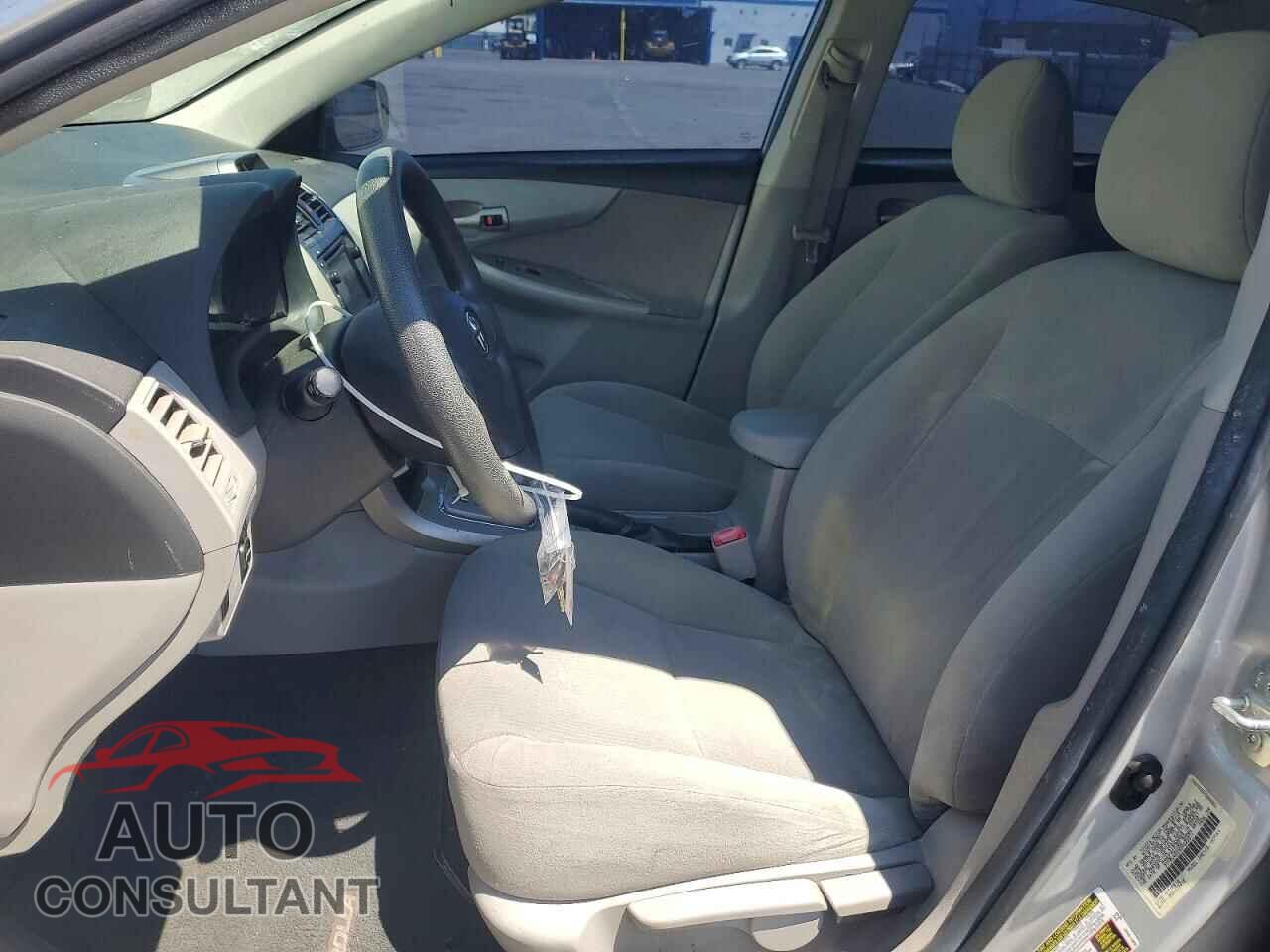 TOYOTA COROLLA 2013 - 5YFBU4EEXDP222811