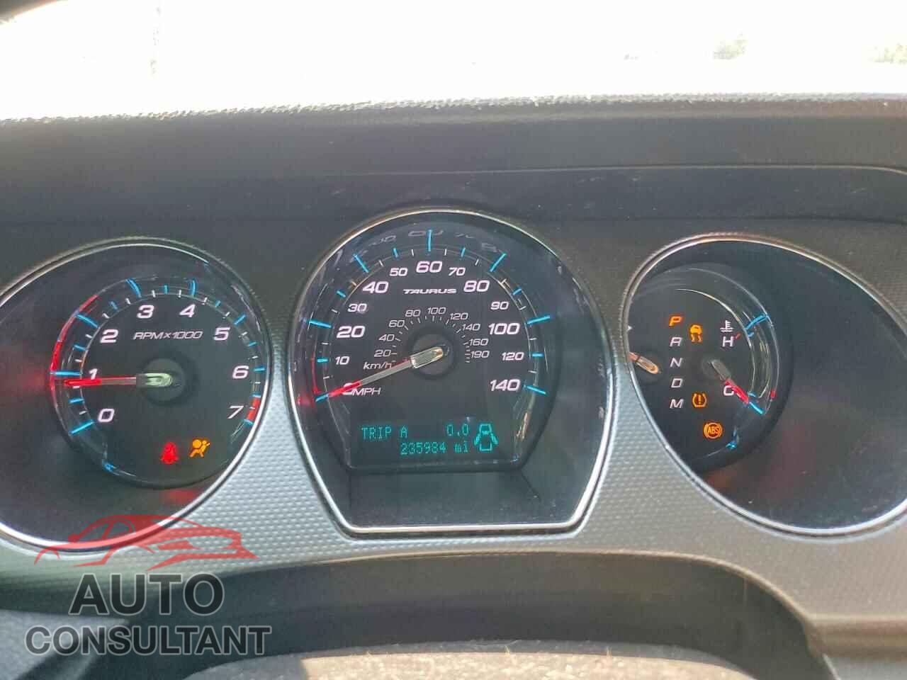 FORD TAURUS 2012 - 1FAHP2EW2CG114400