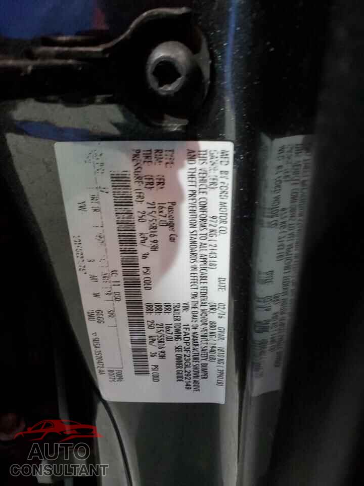 FORD FOCUS 2016 - 1FADP3F23GL292149