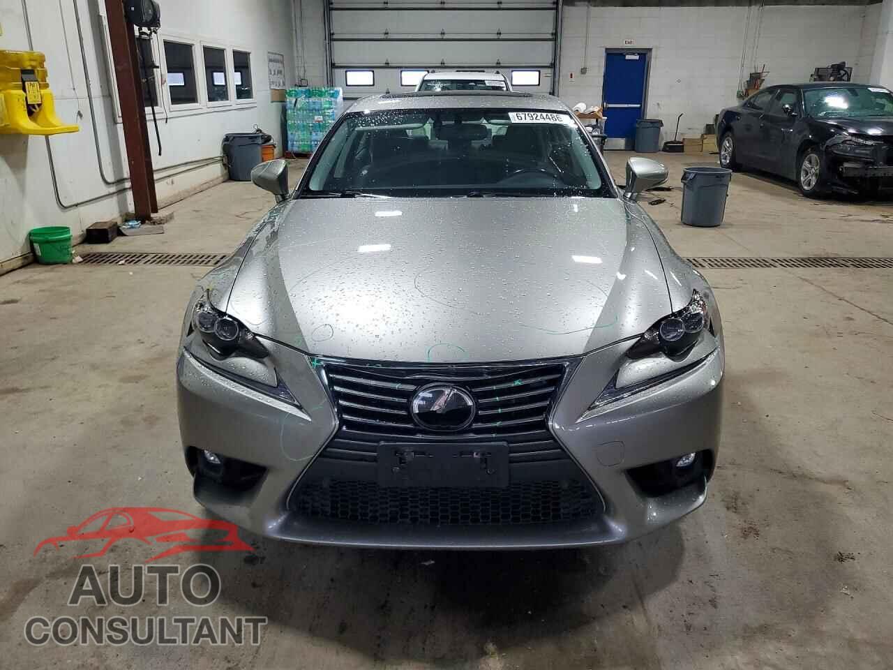 LEXUS IS 2016 - JTHCM1D23G5008110