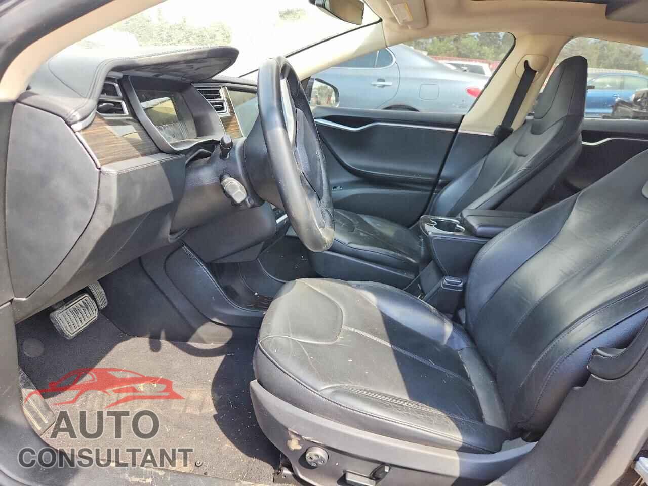 TESLA MODEL S 2014 - 5YJSA1H1XEFP43380