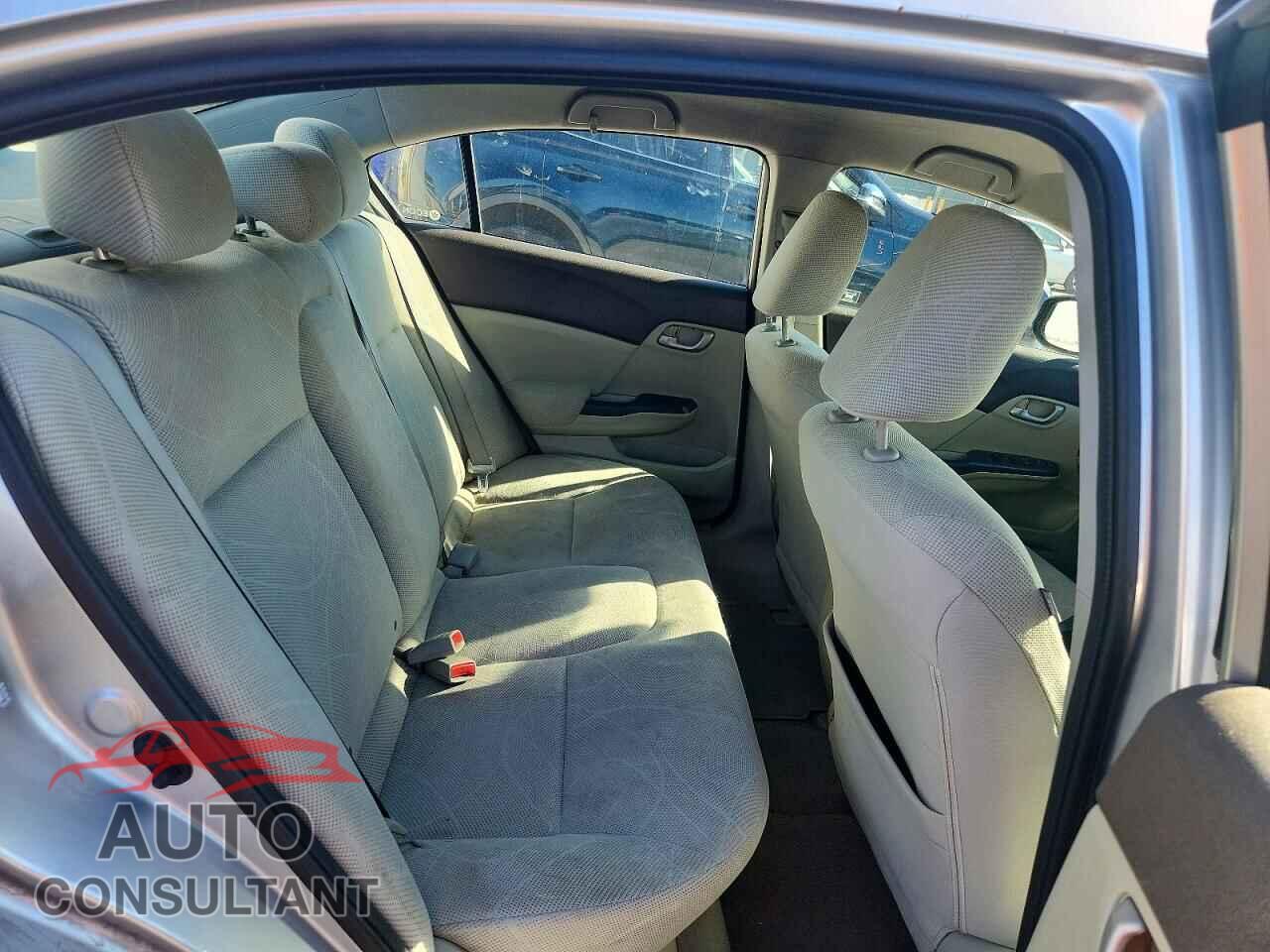 HONDA CIVIC 2012 - 2HGFB2F52CH306587