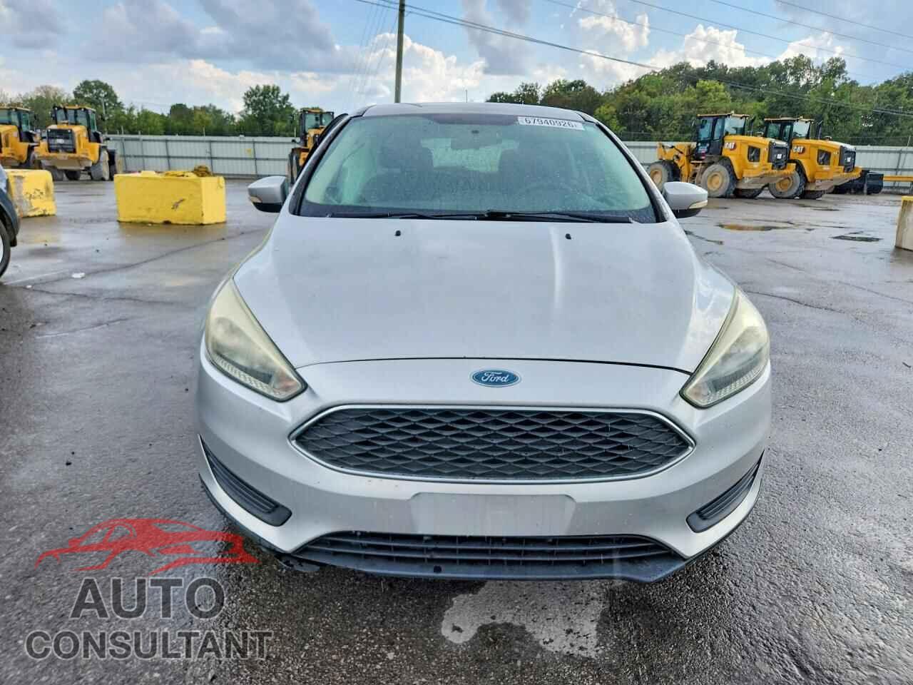 FORD FOCUS 2015 - 1FADP3K25FL282047