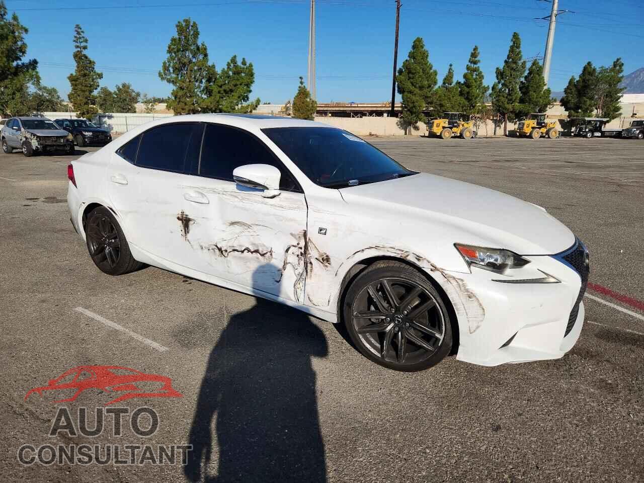 LEXUS IS 2014 - JTHBF1D2XE5032794