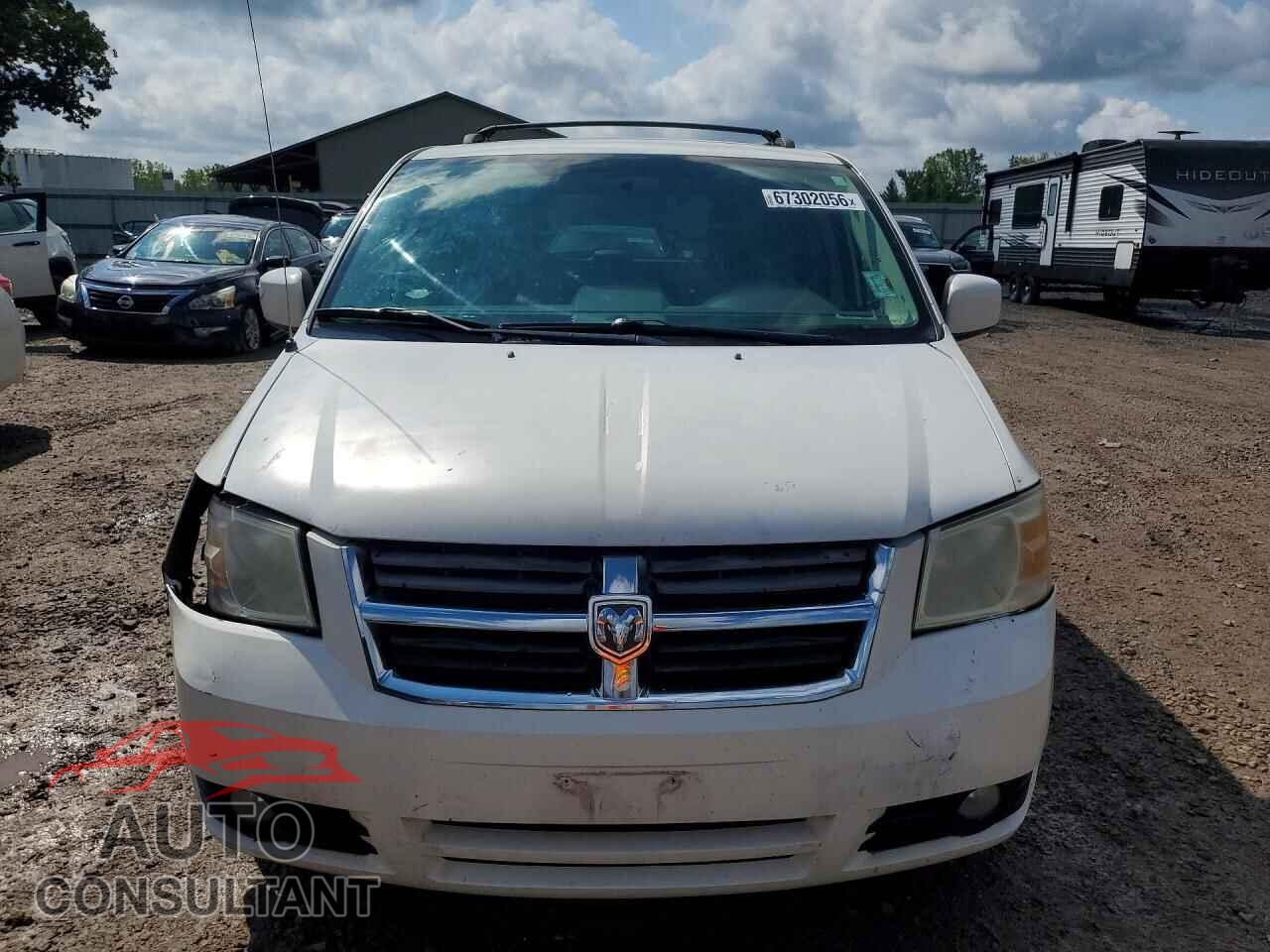 DODGE CARAVAN 2010 - 2D4RN5D11AR107240