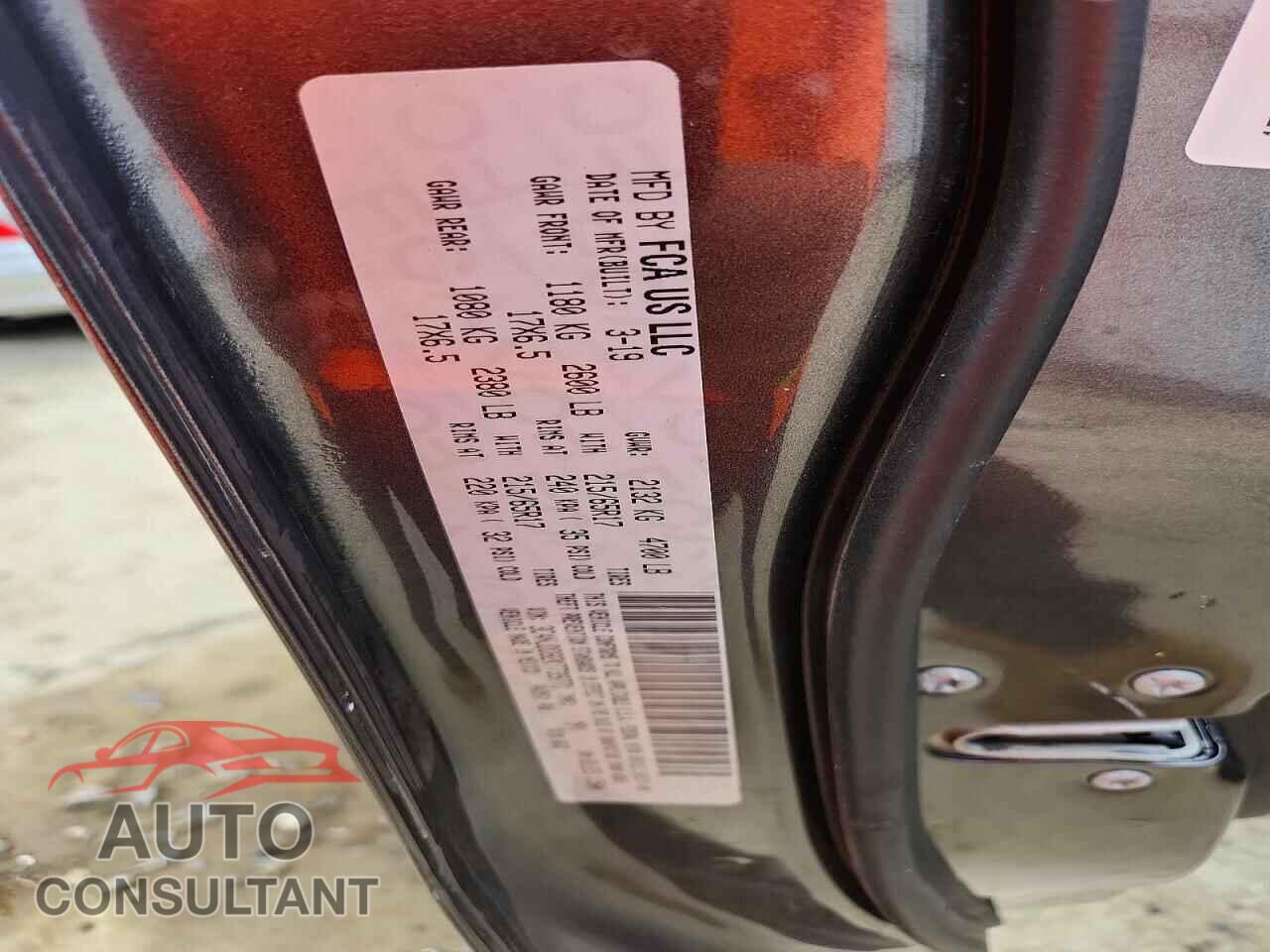 JEEP COMPASS 2019 - 3C4NJDDB2KT739771