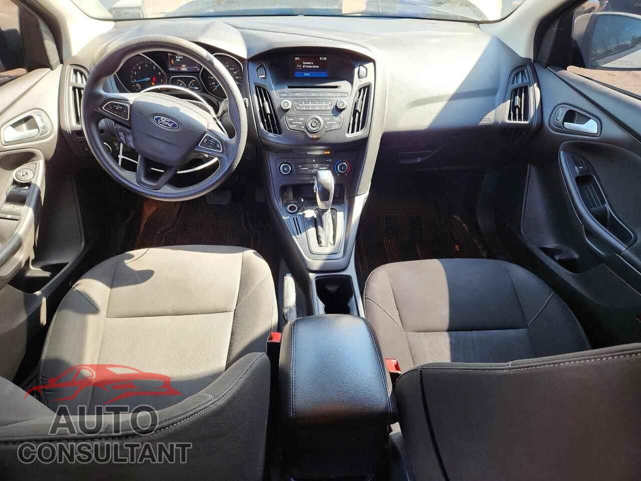 FORD FOCUS 2015 - 1FADP3F2XFL320253