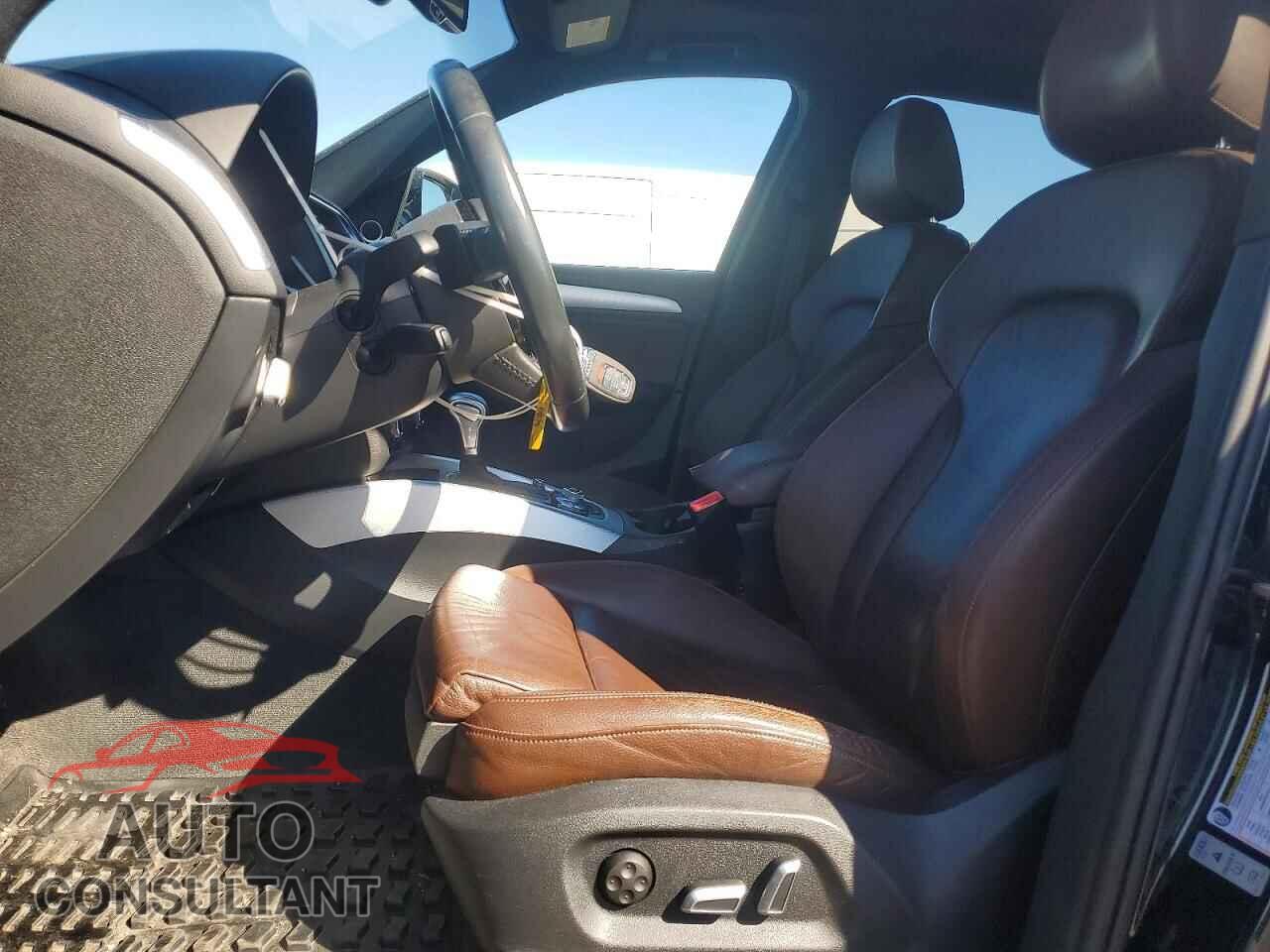 AUDI Q5 2017 - WA1M2AFP3HA044550