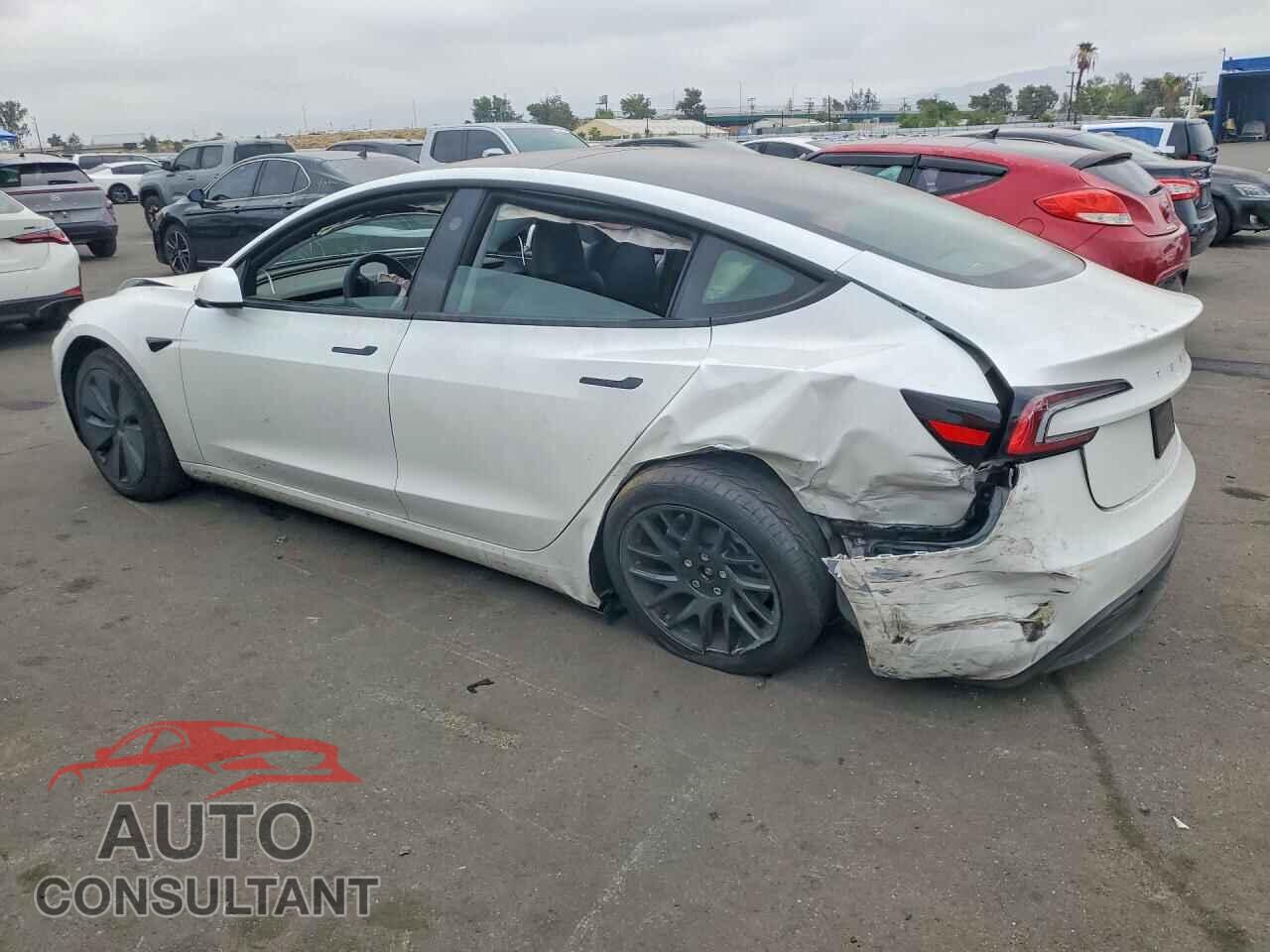 TESLA MODEL 3 2025 - 5YJ3E1EA9SF010584
