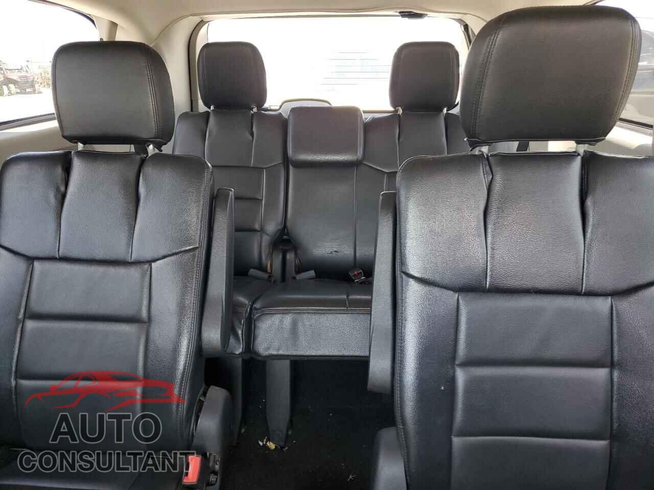 DODGE CARAVAN 2011 - 2D4RN3DG8BR711054
