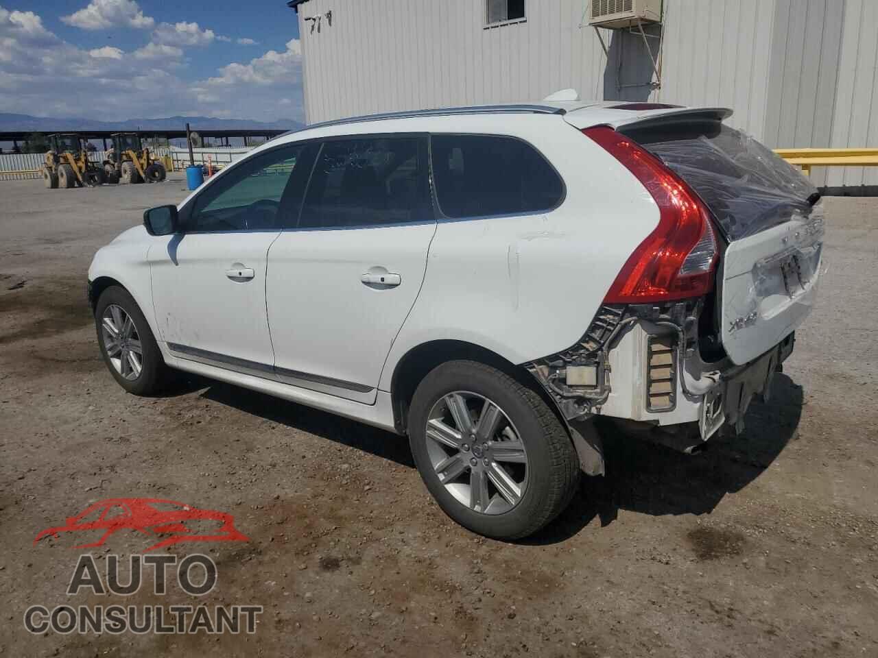 VOLVO XC60 2017 - YV440MDU9H2041987