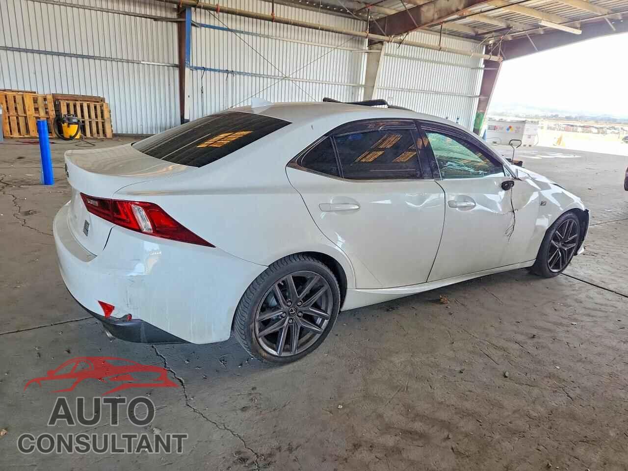 LEXUS IS 2014 - JTHBF1D22E5035978