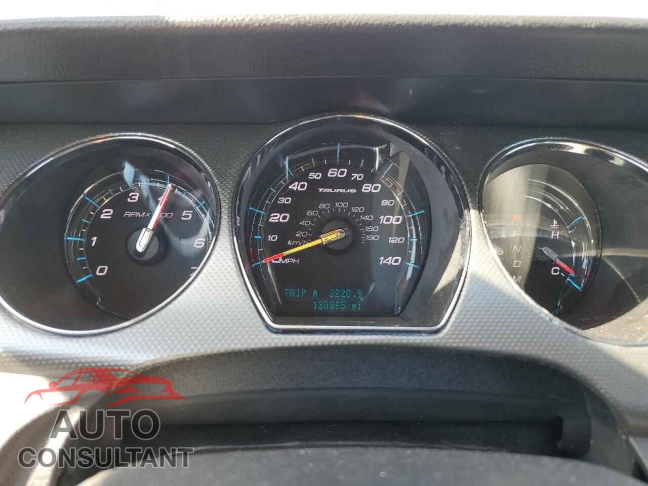 FORD TAURUS 2011 - 1FAHP2EW8BG178181