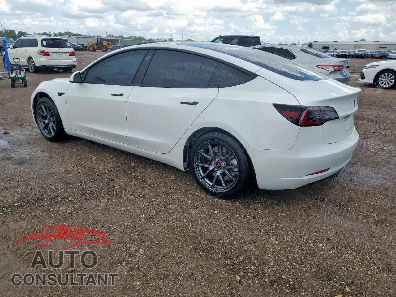 TESLA MODEL 3 2023 - 5YJ3E1EA7PF572409