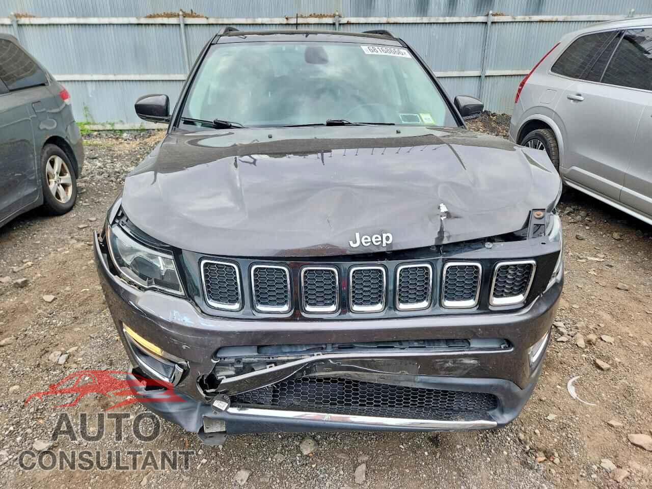 JEEP COMPASS 2018 - 3C4NJDCB4JT400882