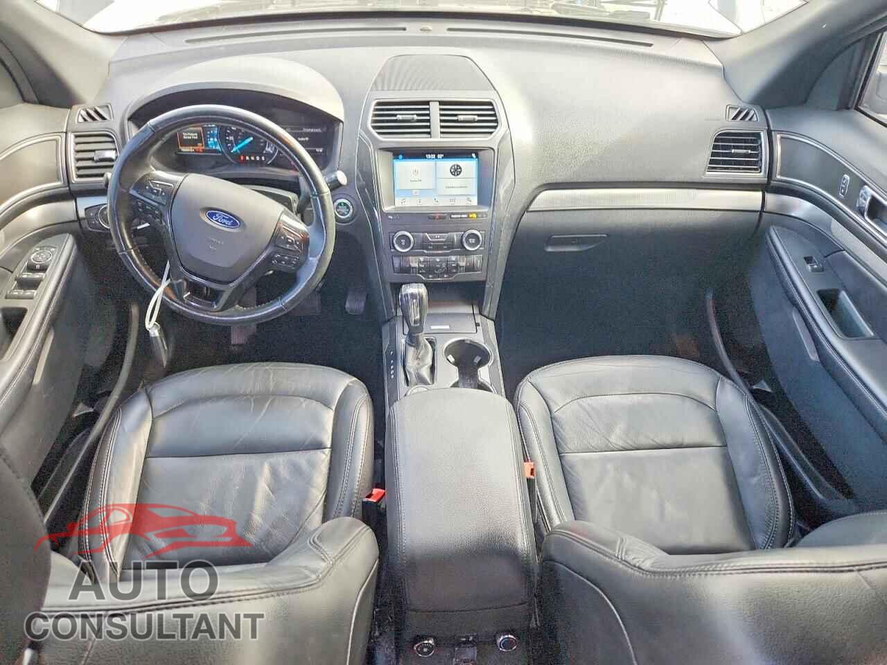 FORD EXPLORER 2018 - 1FM5K8D88JGA65178