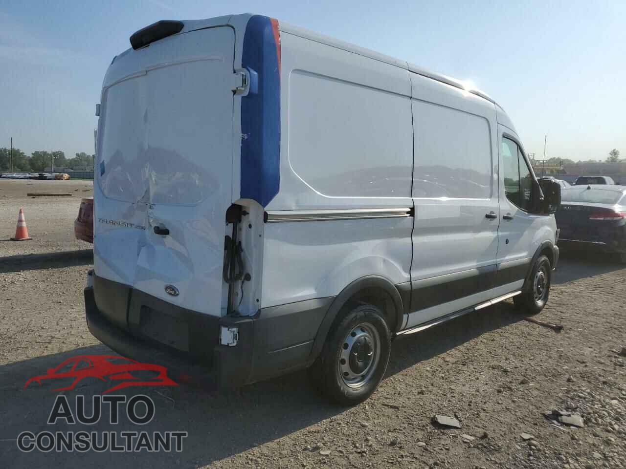 FORD TRANSIT 2018 - 1FTYE1CM6JKB40228