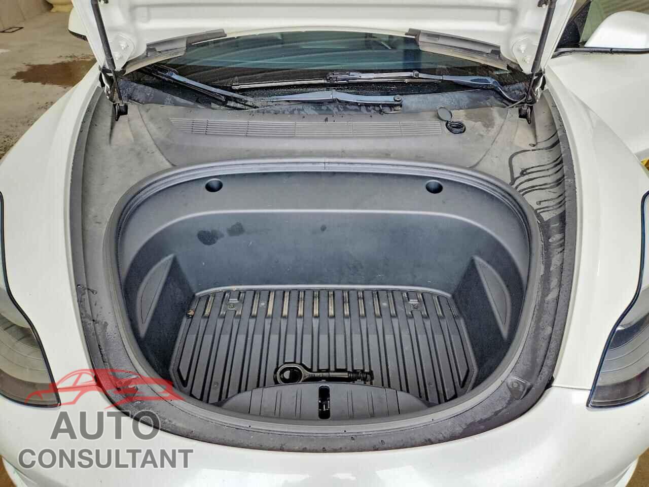 TESLA MODEL 3 2023 - 5YJ3E1EA8PF434183