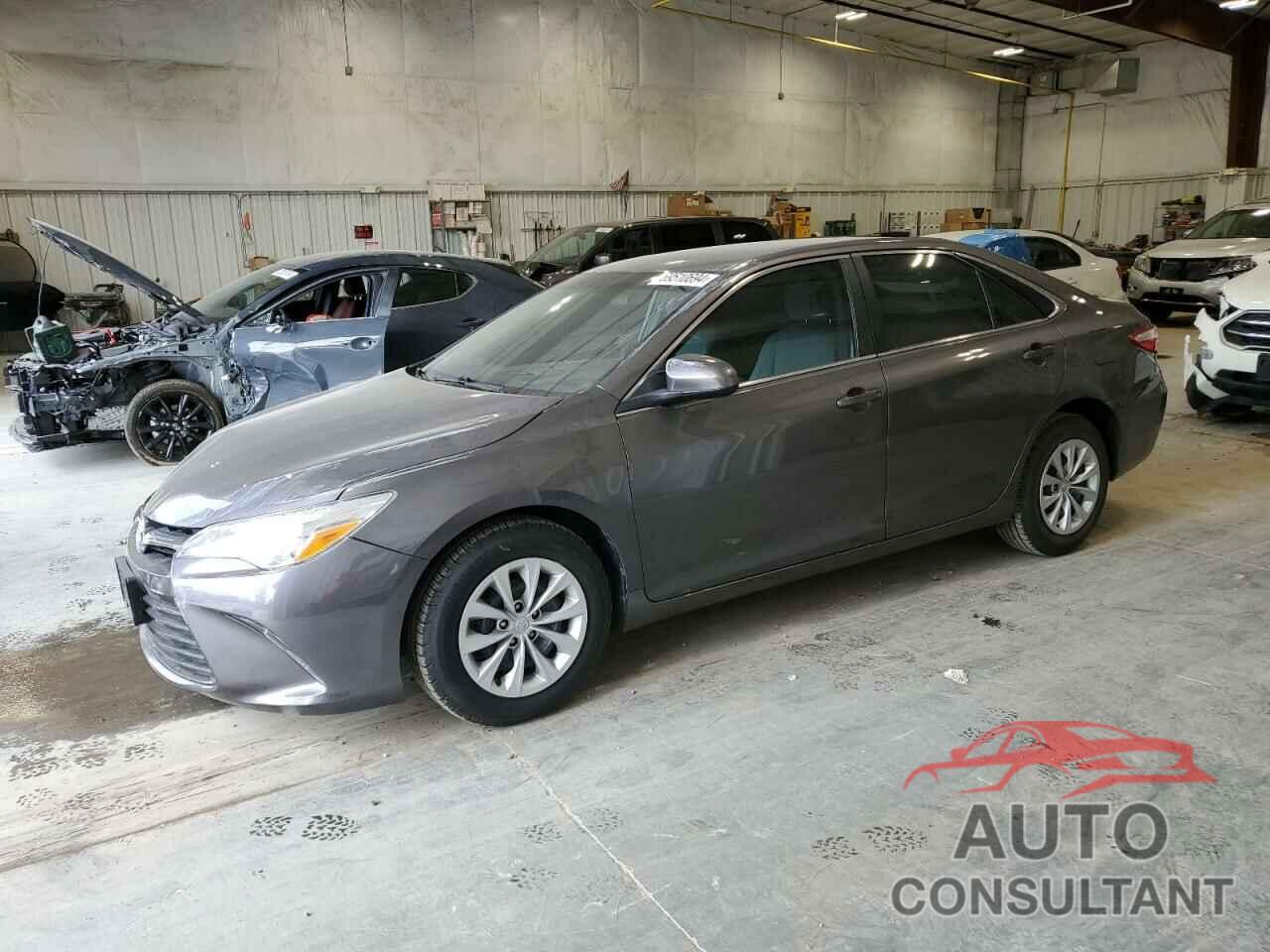 TOYOTA CAMRY 2016 - 4T4BF1FK0GR521097