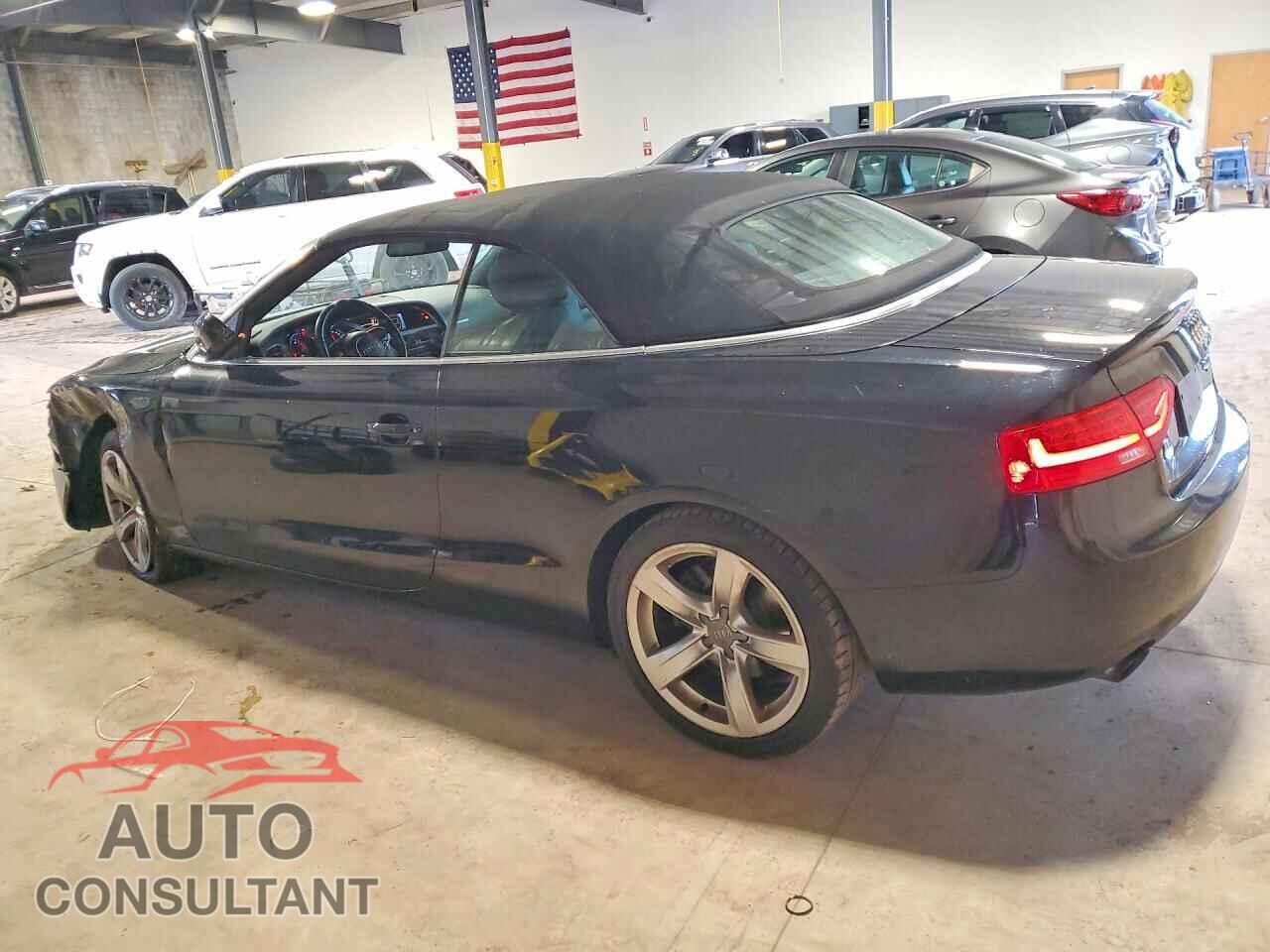 AUDI A5 2014 - WAUCFAFH8EN001077