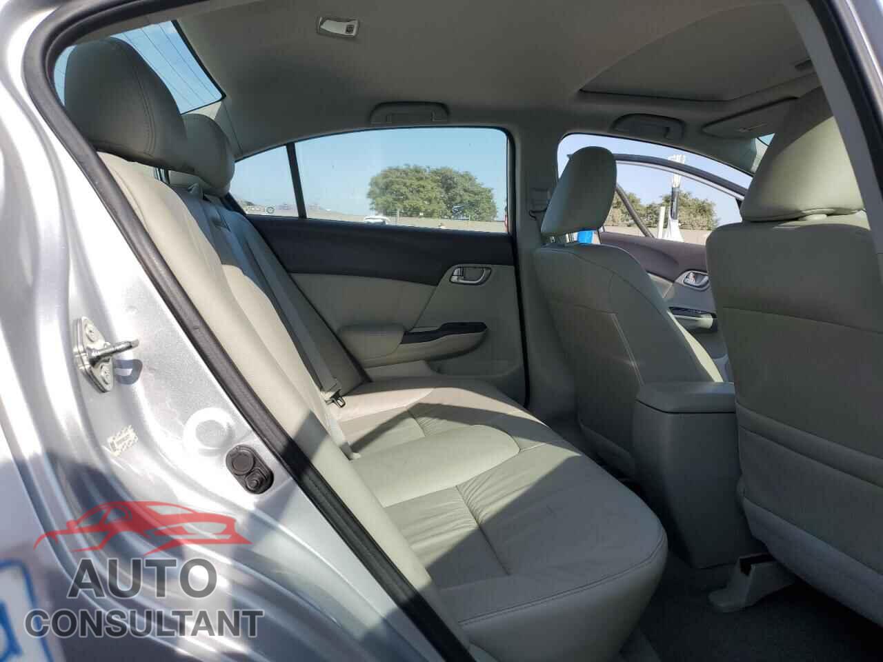HONDA CIVIC 2012 - 19XFB2F99CE335727