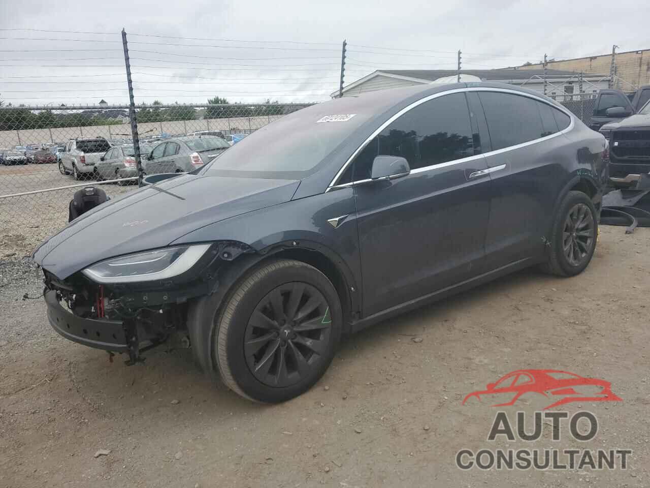 TESLA MODEL X 2018 - 5YJXCDE2XJF111388
