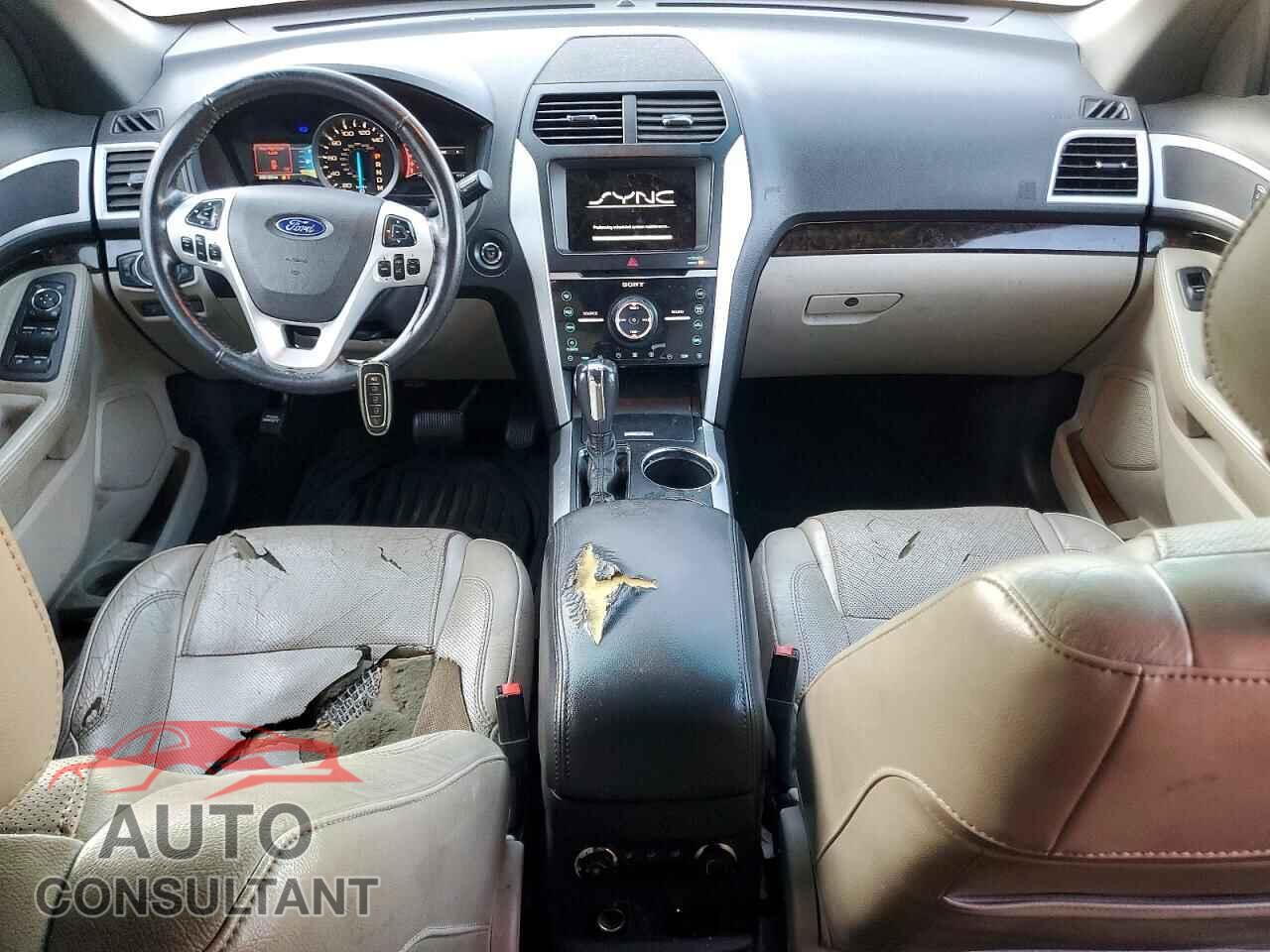 FORD EXPLORER 2011 - 1FMHK8F81BGA87762