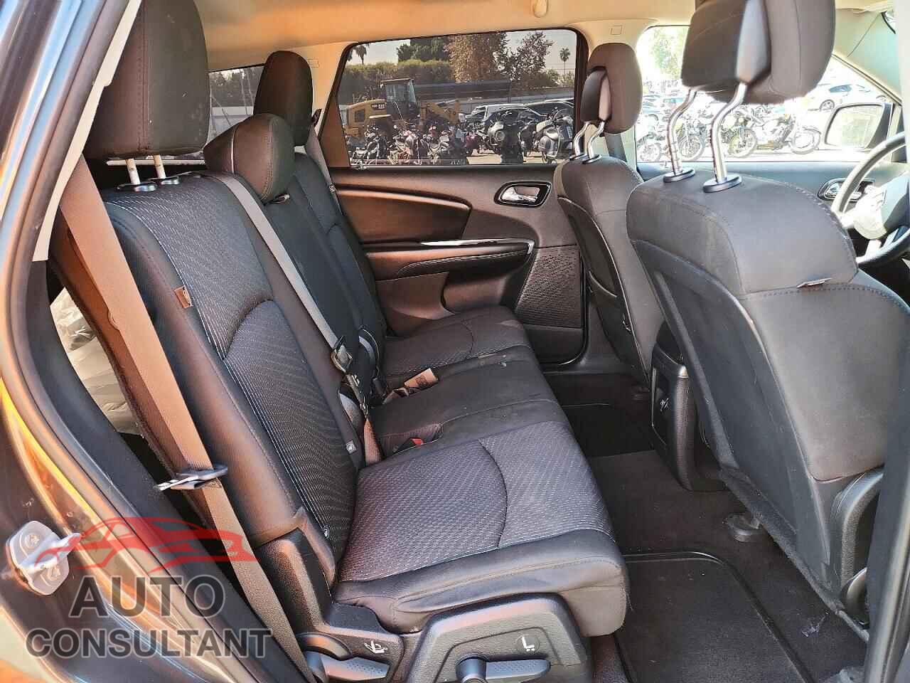 DODGE JOURNEY 2015 - 3C4PDCBG5FT727404