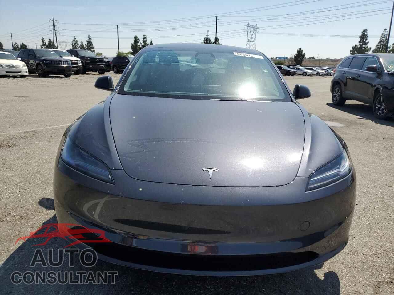 TESLA MODEL 3 2024 - 5YJ3E1EA4RF784672