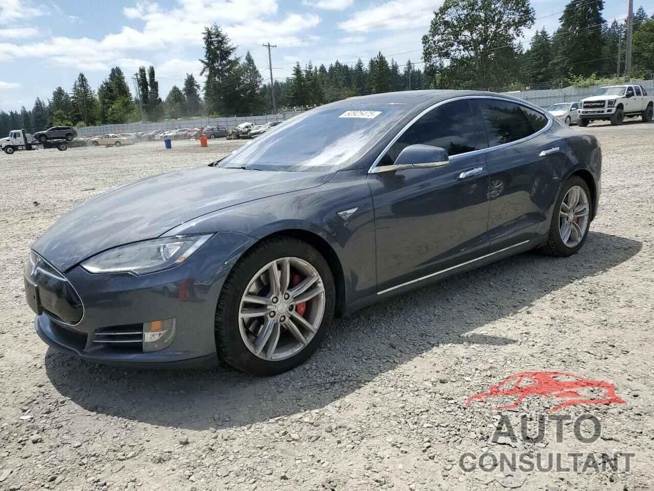 TESLA MODEL S 2014 - 5YJSA1H1XEFP52709