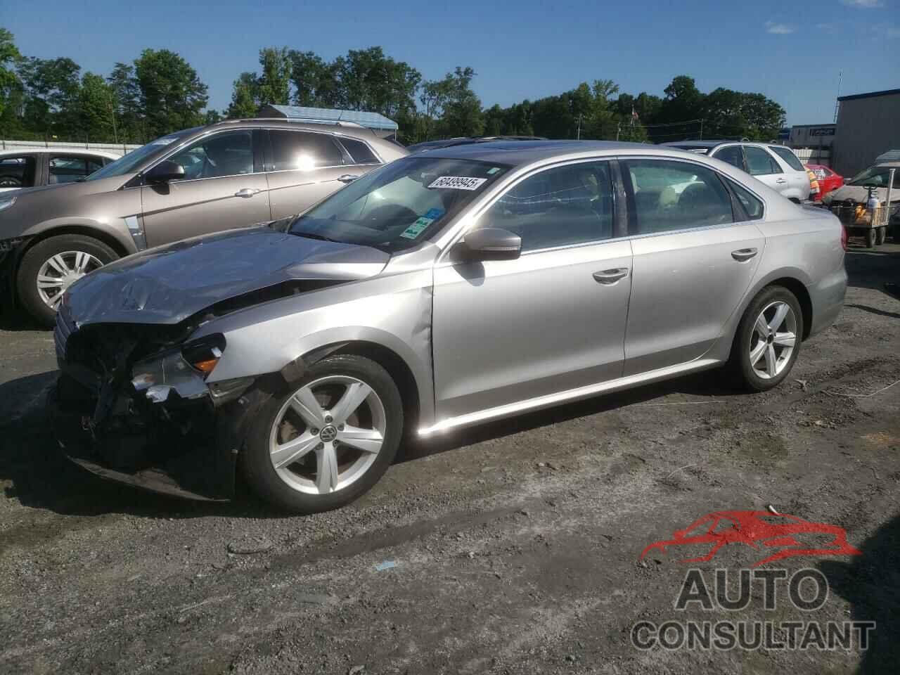 VOLKSWAGEN PASSAT 2013 - 1VWBH7A3XDC022012