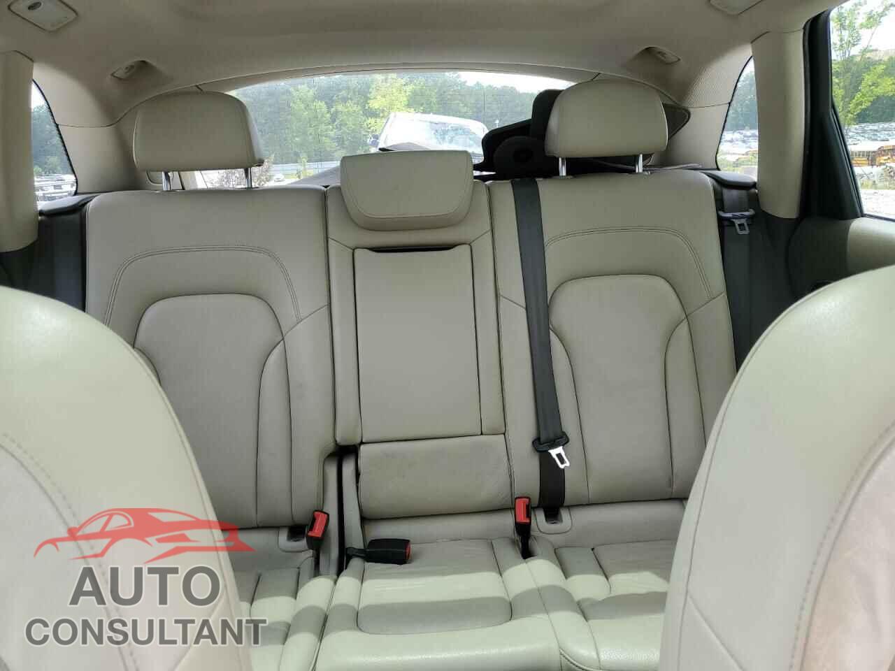 AUDI Q5 2012 - WA1LFAFP5CA043134