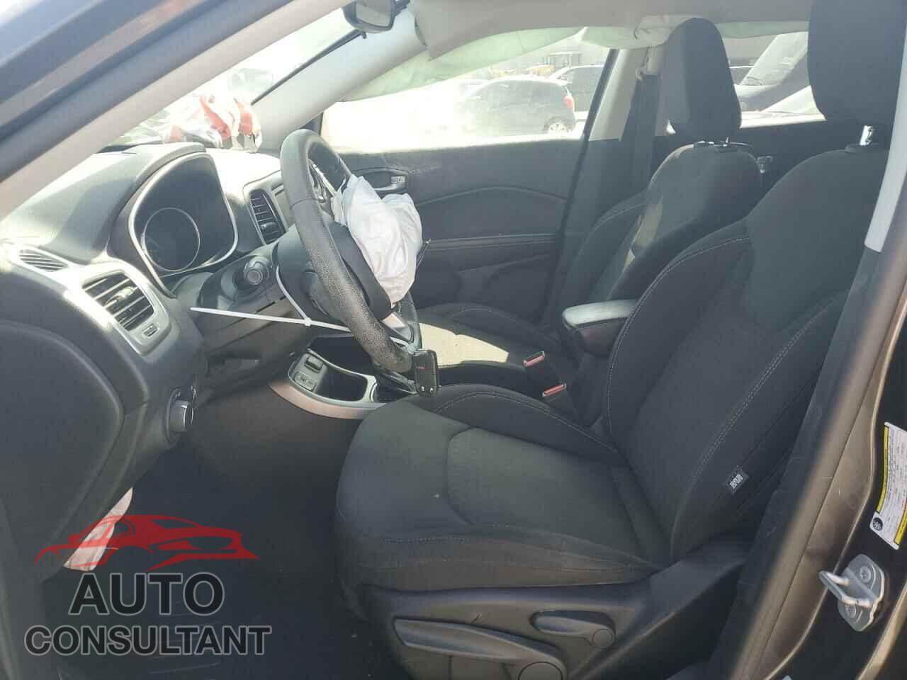 JEEP COMPASS 2017 - 3C4NJCAB3HT668510