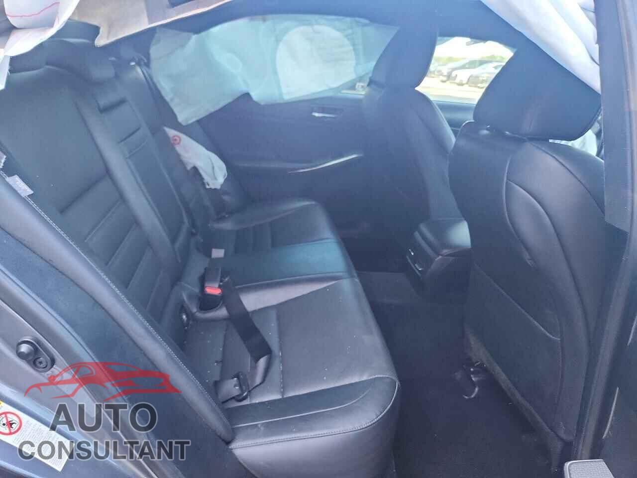 LEXUS IS 2014 - JTHBF1D20E5010657