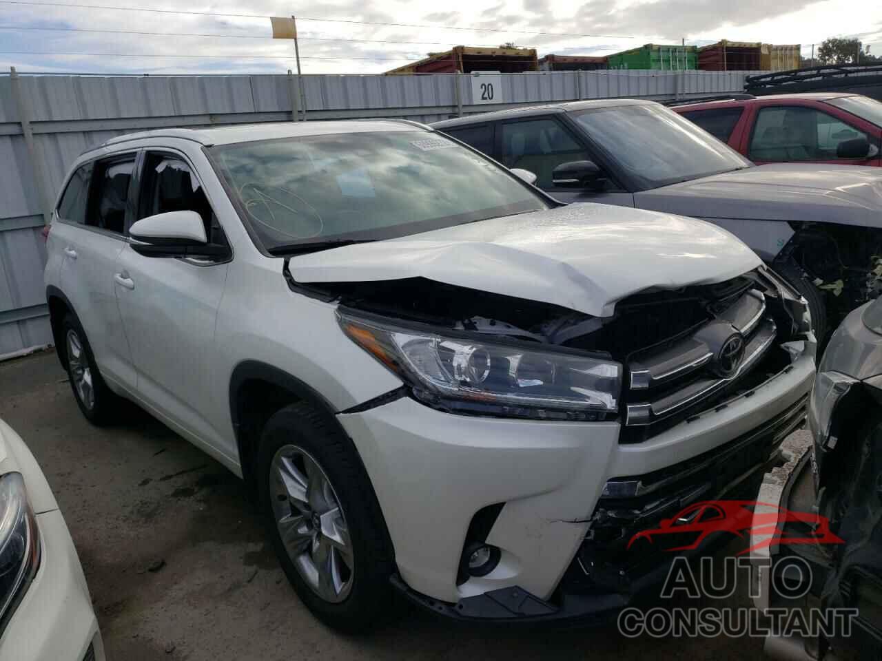 TOYOTA HIGHLANDER 2019 - 5TDDZRFH2KS985894