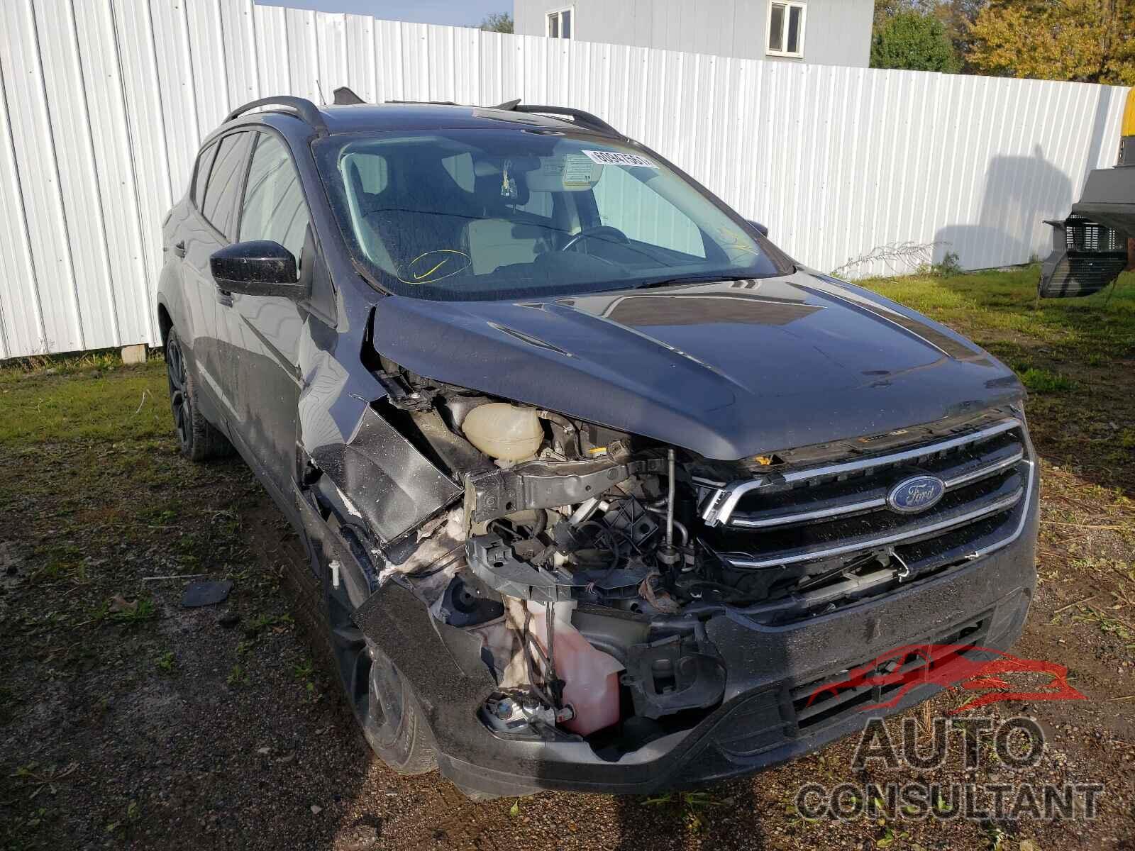 FORD ESCAPE 2017 - 1FMCU0GDXHUC23527