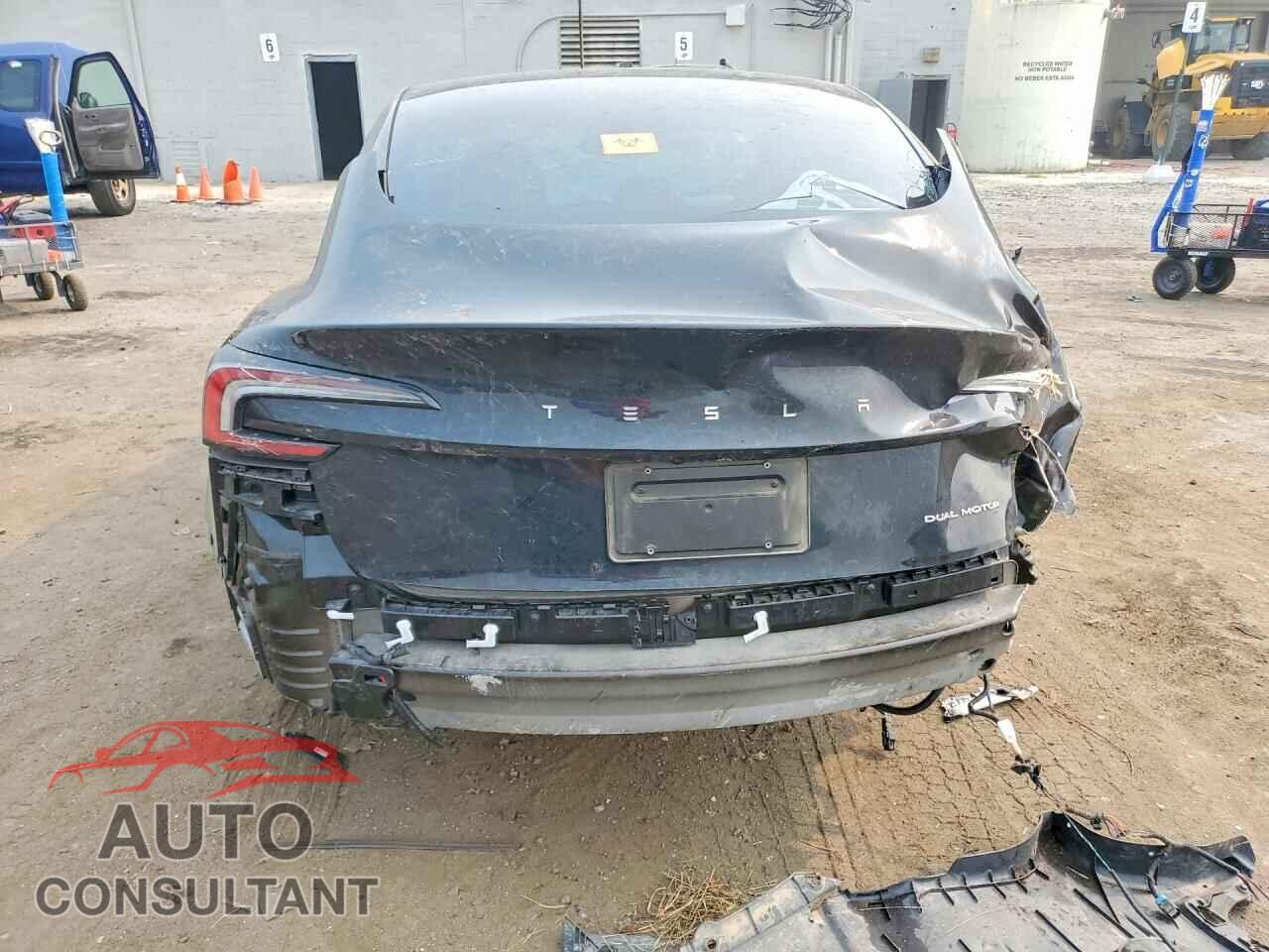 TESLA MODEL 3 2024 - 5YJ3E1EB3RF736394