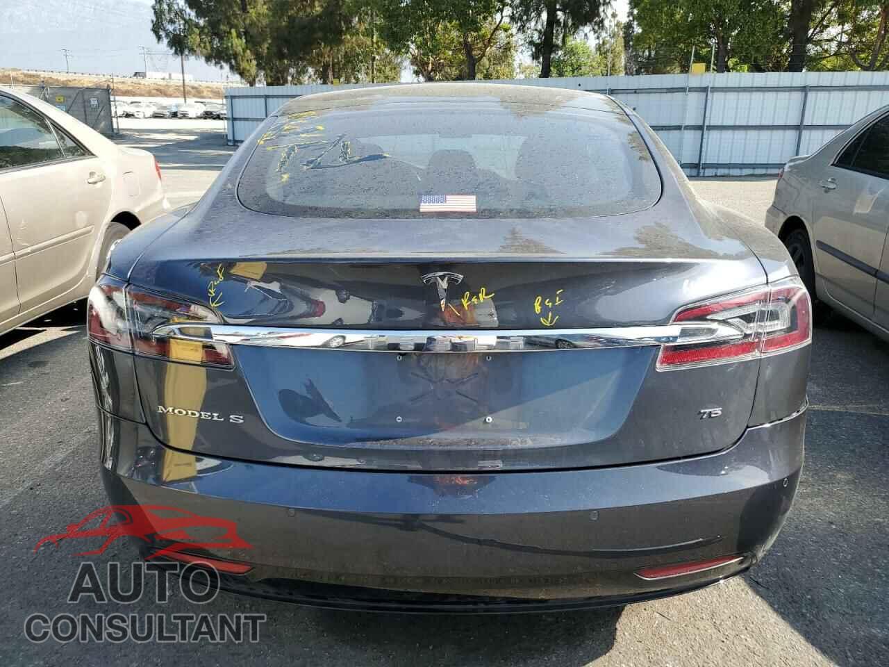 TESLA MODEL S 2017 - 5YJSA1E11HF199151
