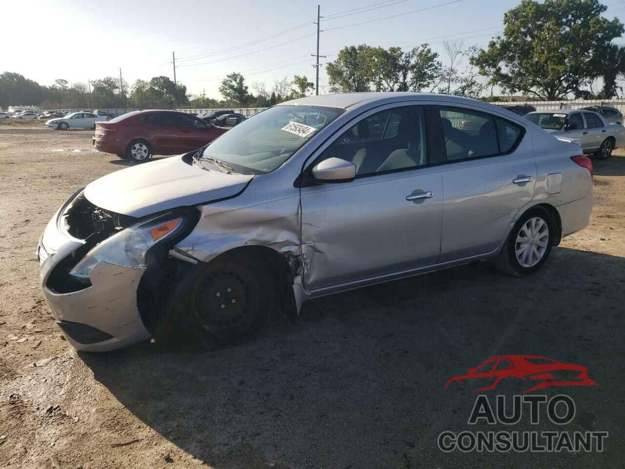 NISSAN VERSA 2017 - 3N1CN7APXHL854773