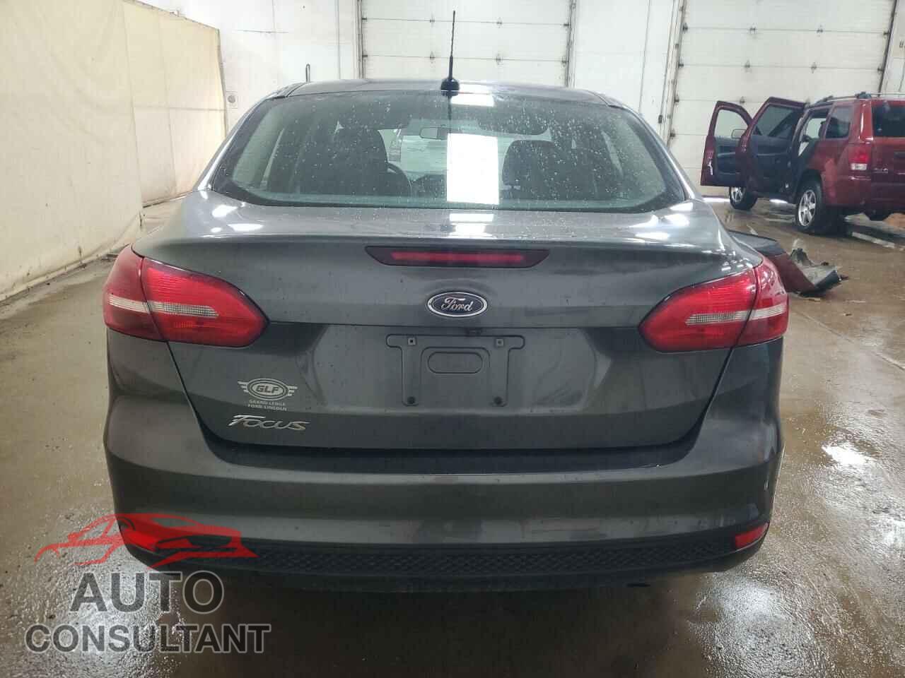 FORD FOCUS 2016 - 1FADP3E2XGL353983