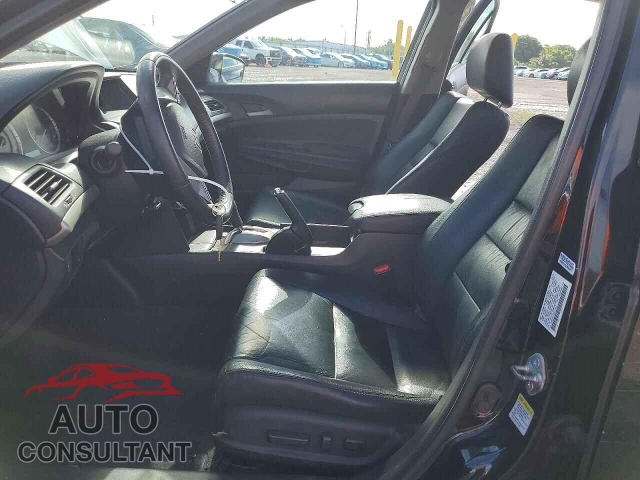 HONDA ACCORD 2011 - 1HGCP2F61BA110084