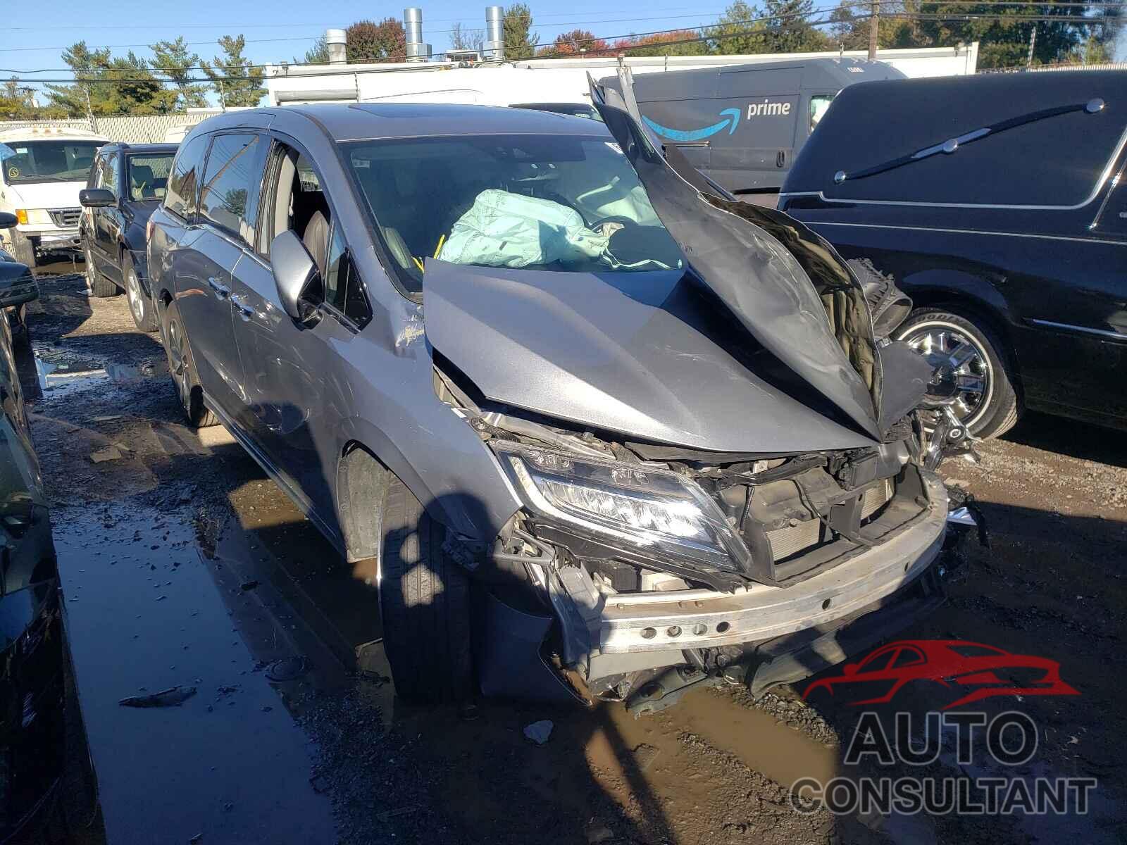 HONDA ODYSSEY 2018 - 5FNRL6H94JB019948