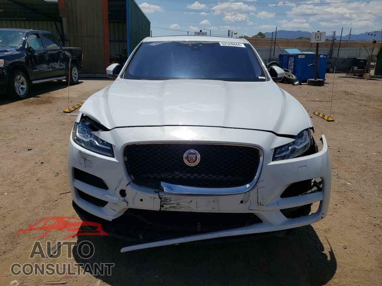 JAGUAR F-PACE 2018 - SADCK2EV9JA252000