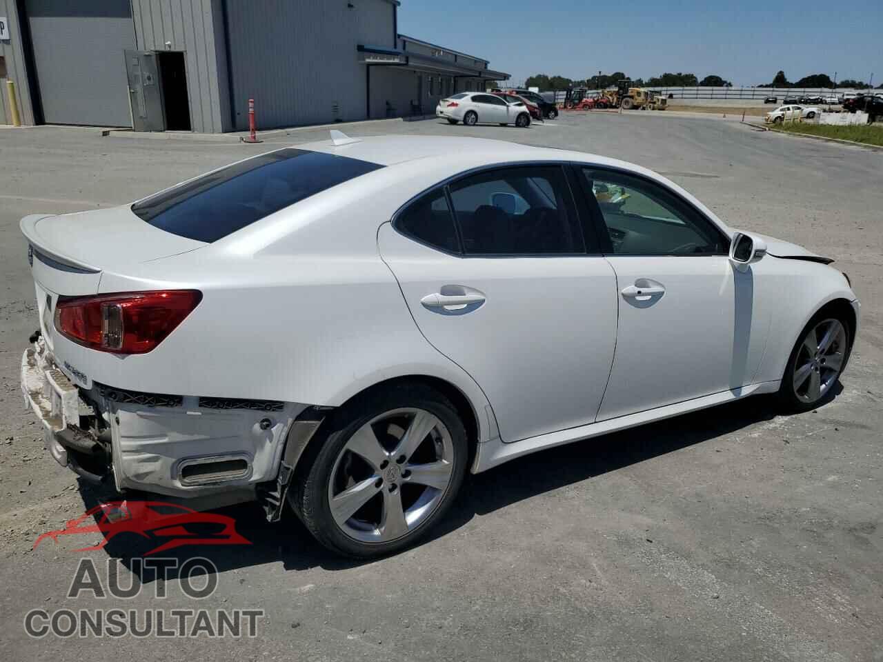 LEXUS IS 2011 - JTHBF5C28B5150072