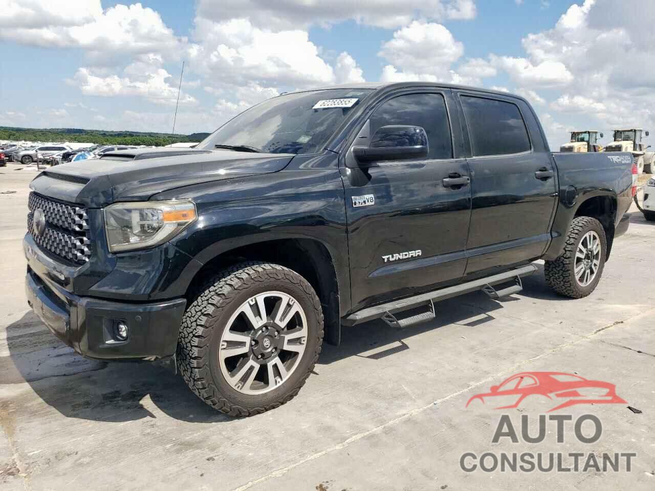 TOYOTA TUNDRA 2018 - 5TFDW5F12JX756273