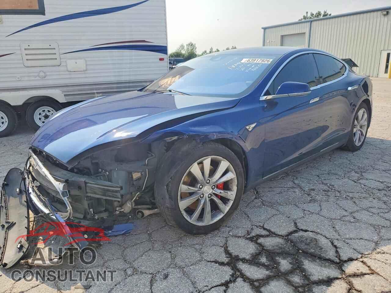 TESLA MODEL S 2015 - 5YJSA1E48FF116208