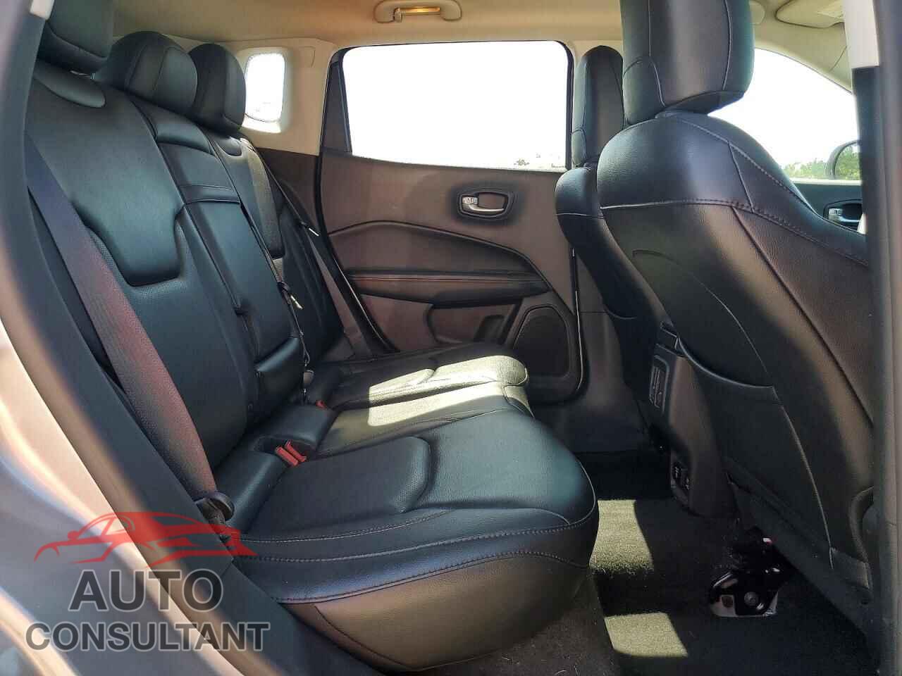 JEEP COMPASS 2017 - 3C4NJDCB6HT641529