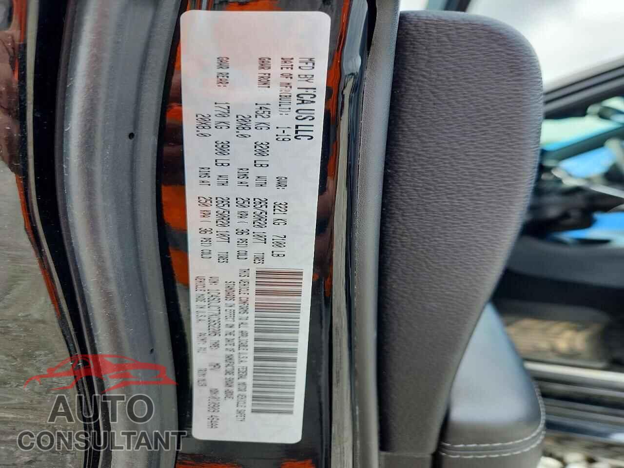DODGE DURANGO 2019 - 1C4SDJCT7KC652205