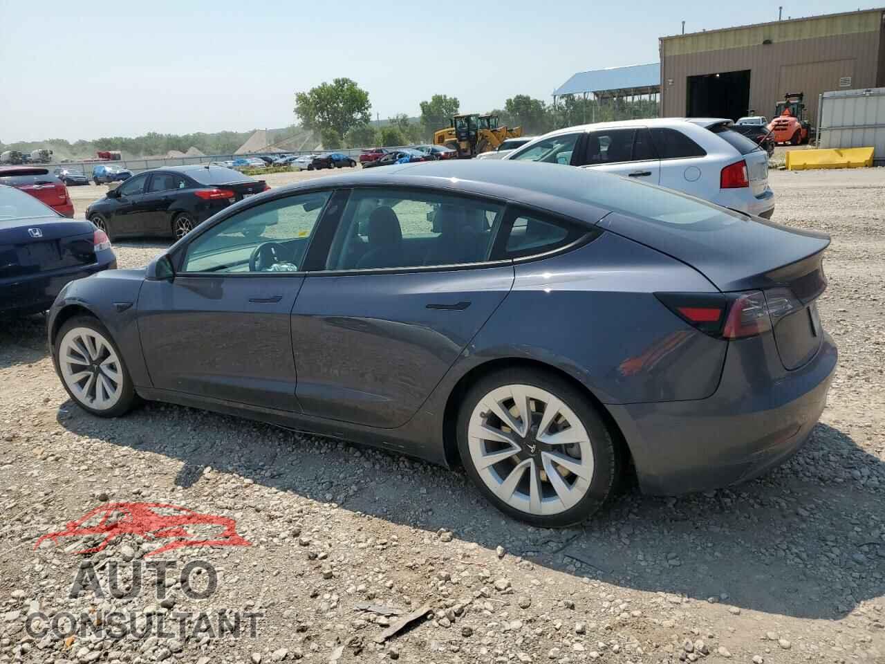 TESLA MODEL 3 2021 - 5YJ3E1EB1MF850192